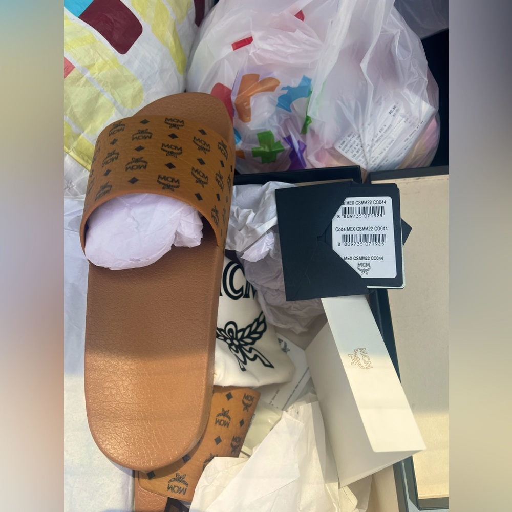 Men’s MCM slides. Size 11